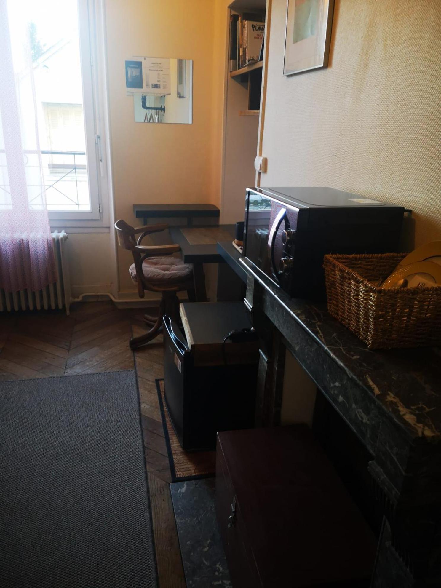 Chambres Avec Salle De Bains Et Cuisine En Centre Ville Argenton Sur Creuse Exterior foto